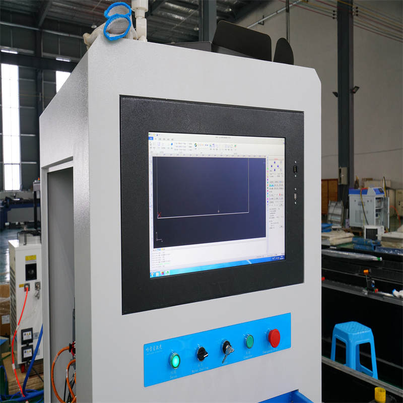 Máy cắt Laser sợi quang 1000w 1500w 2000w cho tấm kim loại