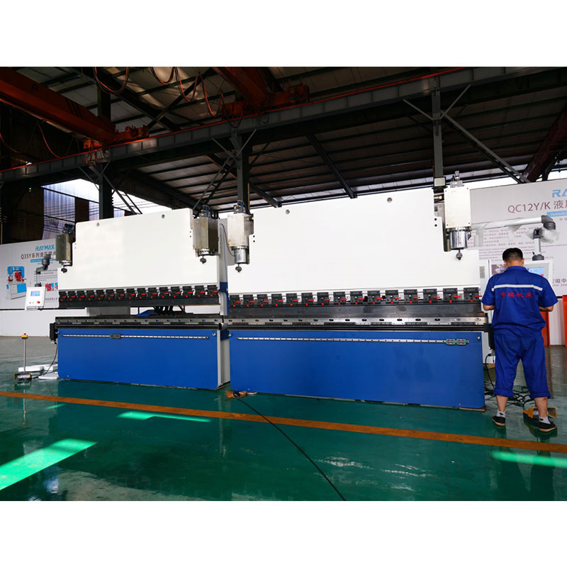 Máy uốn tấm thép tấm kim loại 63 tấn Cnc Phanh ép thủy lực cho gia công kim loại