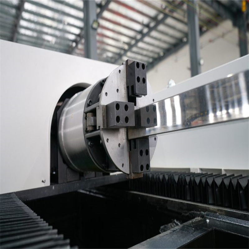 Giá máy cắt laser sợi quang 3kw chất lượng cao giá rẻ của Trung Quốc