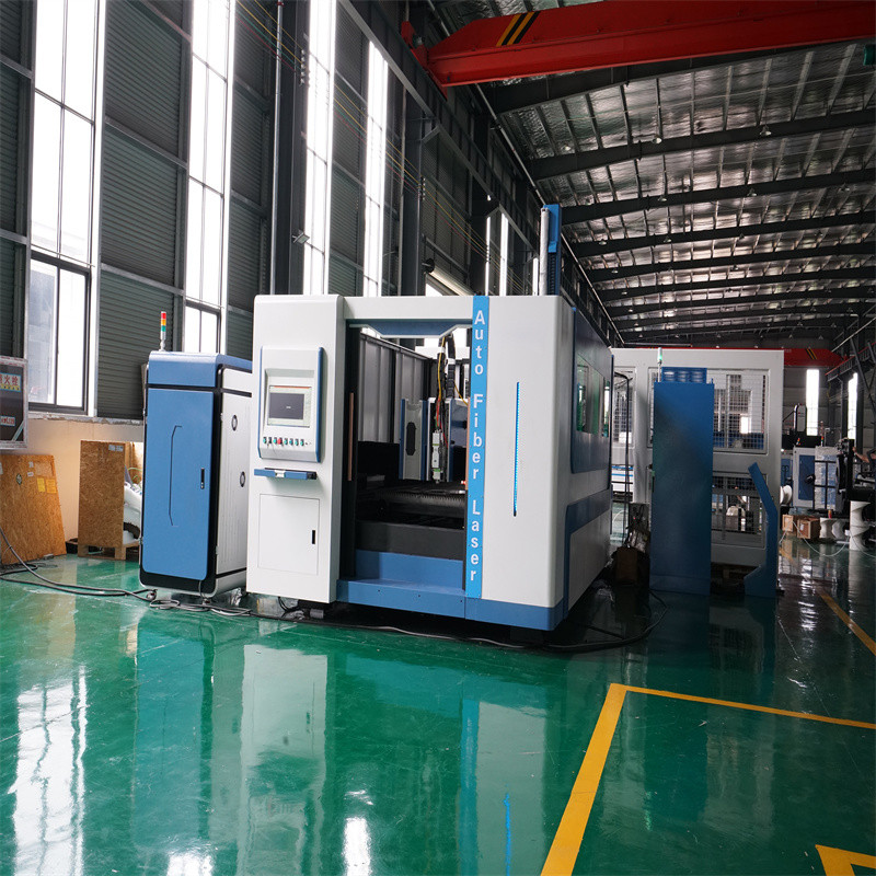 Máy cắt sợi quang cho tấm kim loại công nghiệp Máy cắt độ dày 1-30mm